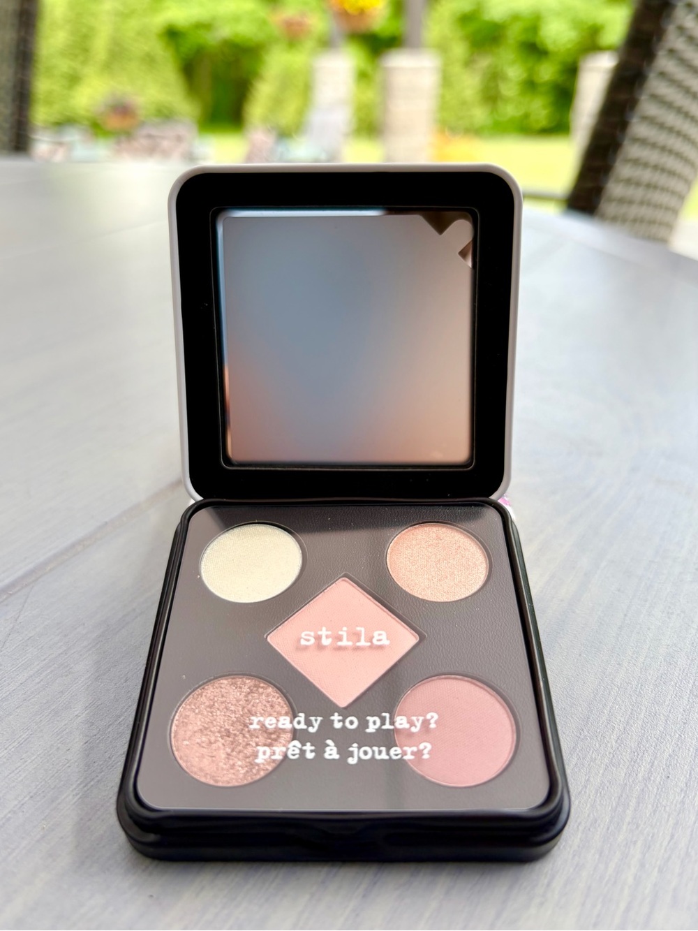 Stila Pocket Play “Pretty Petal” Eyeshadow Palette 🌸 Bundle Item⭐️💛⭐️